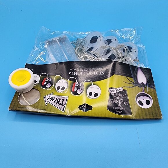 Nightmare Before Christmas 25th Anniversary Jack Skellington String Lights 2018 - Picture 7 of 9